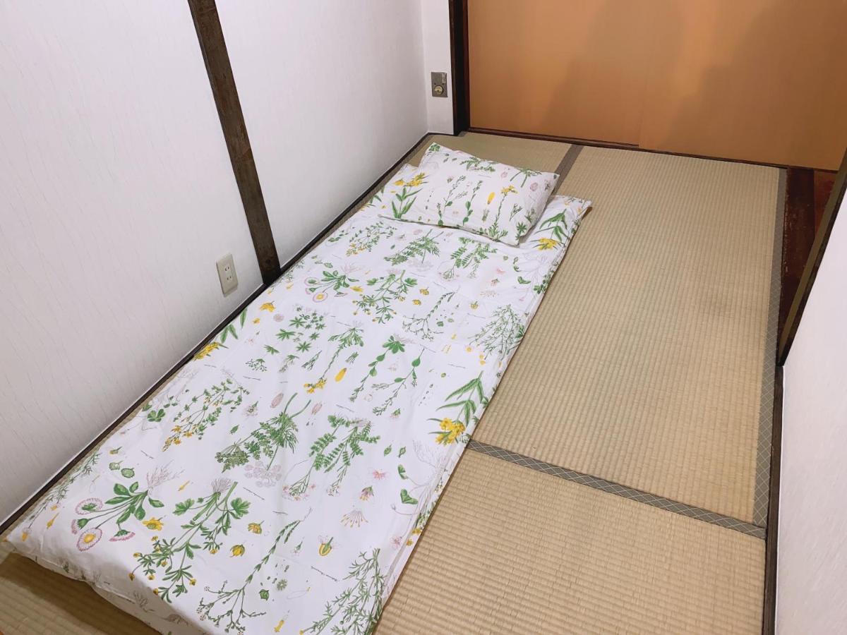 日本橋東一軒家 交通便利 通天閣まで徒歩10分 Осака Екстериор снимка